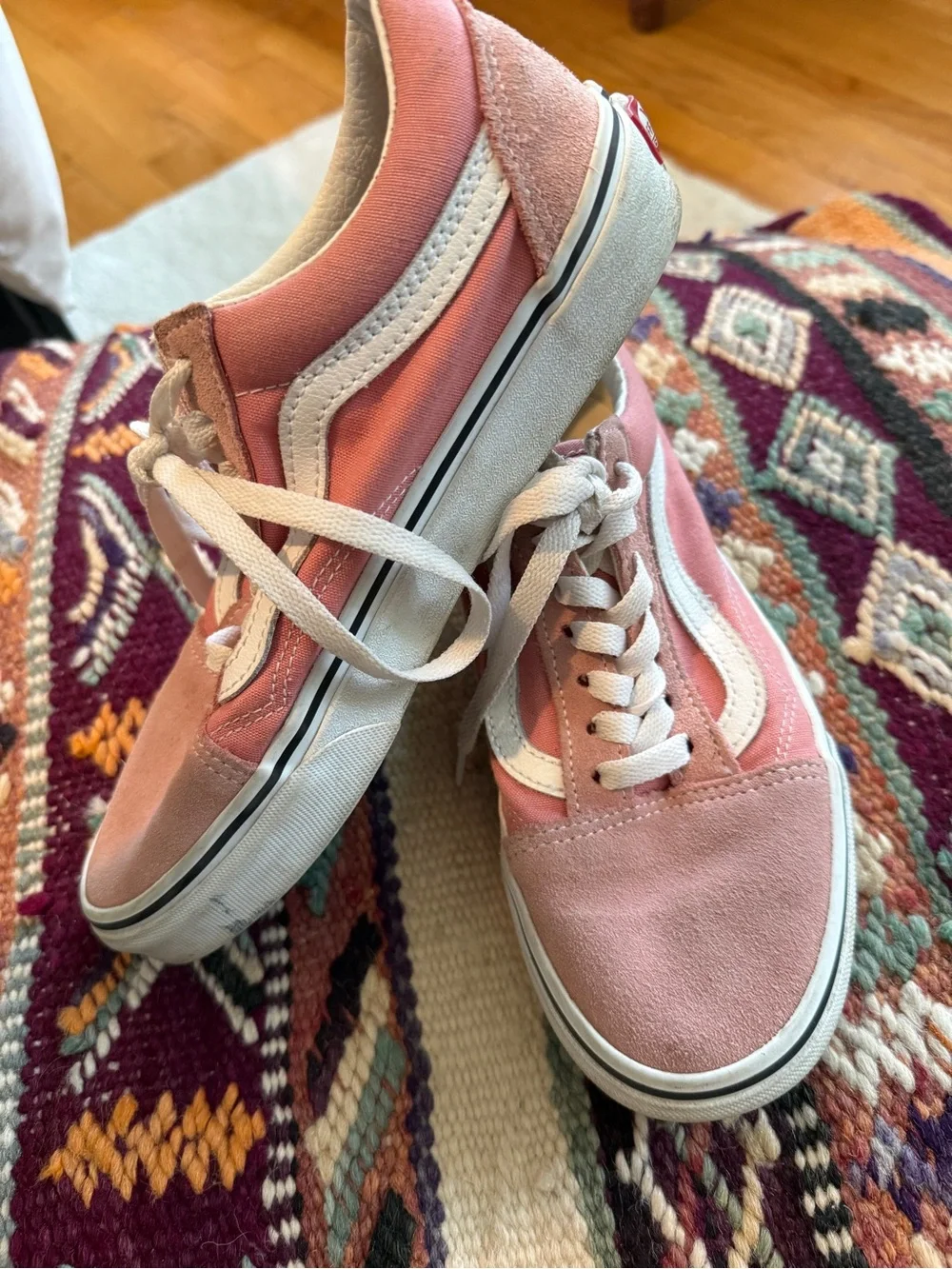 Women’s Pink Suede Low-Top Sneakers - Classic Casual Style Size 7.5/38